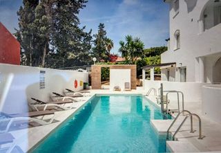 Dúplex en venta en Nueva Andalucía centro en Marbella