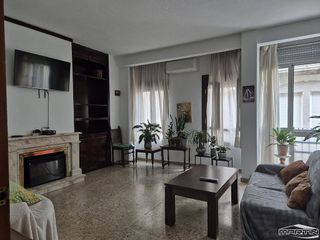 Piso en venta en Lucena