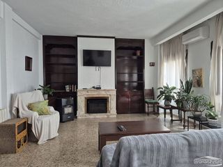 Piso en venta en Lucena