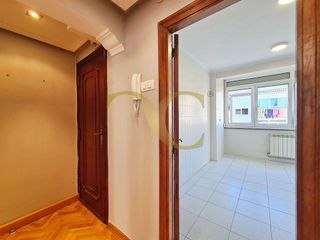 Piso en venta en Pumarín en Gijón