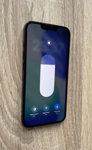 IPHONE 16E FACTURA 92%