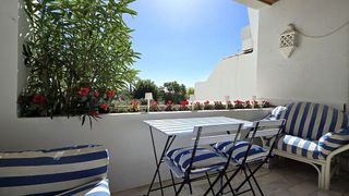 Piso en venta en Los Naranjos - Las Brisas en Marbella