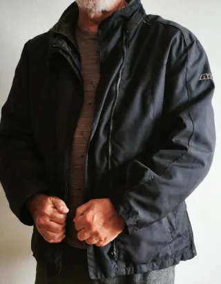 Chaqueta de moto negra