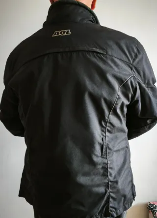 Chaqueta de moto negra