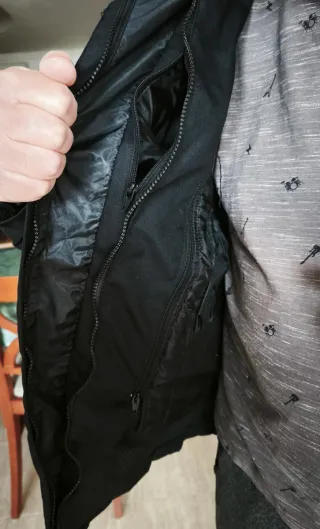Chaqueta de moto negra