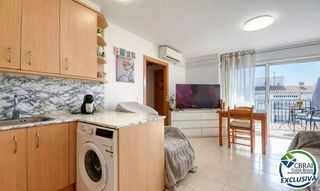 Piso en venta en Salatar en Roses