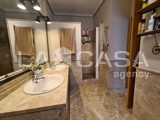 Chalet en venta en Montequinto en Dos Hermanas