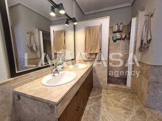 Chalet en venta en Montequinto en Dos Hermanas