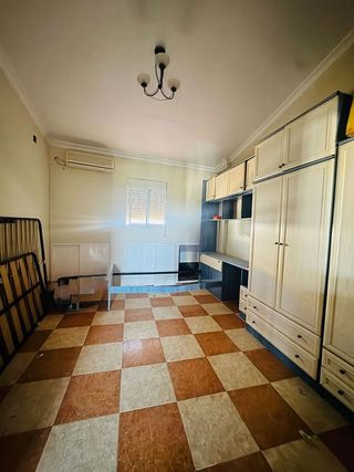 Casa adosada en venta en Sanlúcar la Mayor