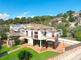 Chalet en venta en Urbanitzacions en Blanes