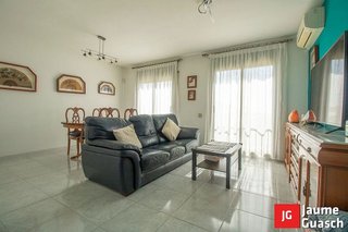 Casa pareada en venta en Clarà en Torredembarra