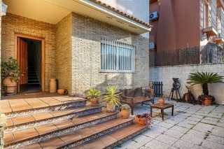 Chalet en venta en Valencina de la Concepción