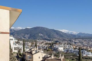 Casa adosada en venta en Bola de Oro - Serrallo en Granada