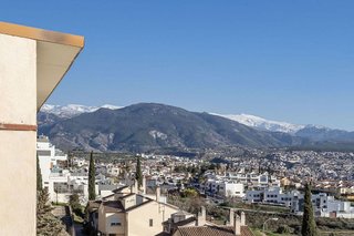 Casa adosada en venta en Bola de Oro - Serrallo en Granada
