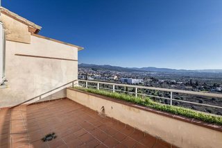 Casa adosada en venta en Bola de Oro - Serrallo en Granada