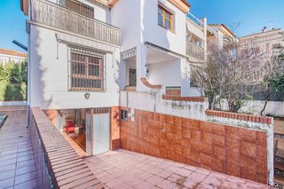 Casa pareada en venta en Zubia (La)