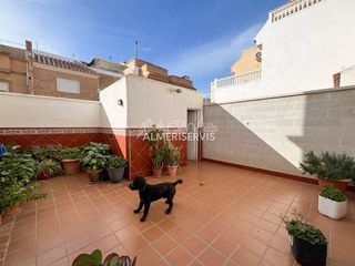 Casa adosada en venta en Adra
