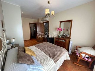 Casa adosada en venta en Adra