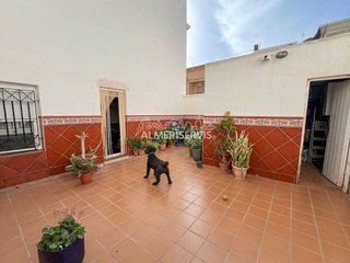 Casa adosada en venta en Adra