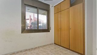 Piso en venta en Zona Mercat en Rubí