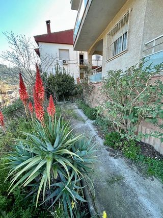 Chalet en venta en Vallirana