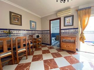 Casa adosada en venta en Centro en Tomares