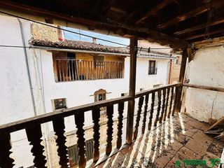 Casa adosada en venta en Candeleda