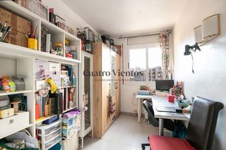 Piso en venta en La Font de la Guatlla en Barcelona