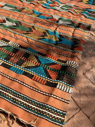 Alfombra bereber antigua de lana