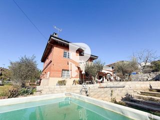 Chalet en venta en Corbera de Llobregat