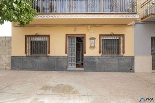 Chalet en venta en Coria del Río