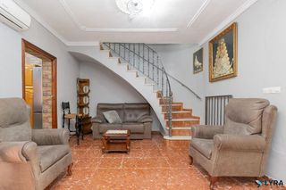 Chalet en venta en Coria del Río