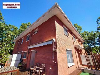 Casa adosada en venta en Begues