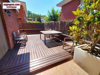 Casa adosada en venta en Begues