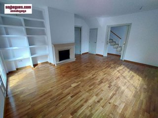 Casa adosada en venta en Begues