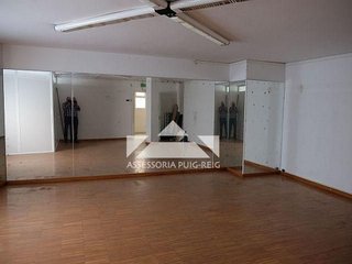Local comercial en venta en Sant Esteve Sesrovires
