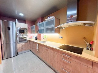 Piso en venta en Montigalà -Sant Crist en Badalona