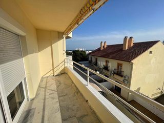 Piso en venta en La Carihuela en Torremolinos