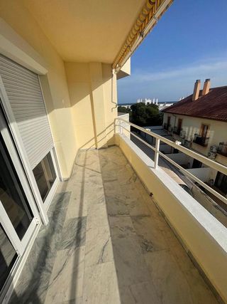 Piso en venta en La Carihuela en Torremolinos