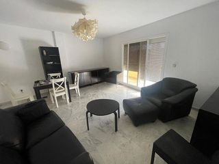Piso en venta en La Carihuela en Torremolinos