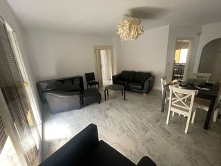 Piso en venta en La Carihuela en Torremolinos