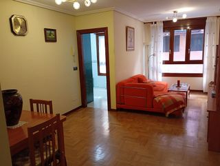 Piso en venta en El Llano en Gijón