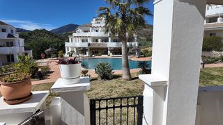 Piso en venta en Los Naranjos - Las Brisas en Marbella