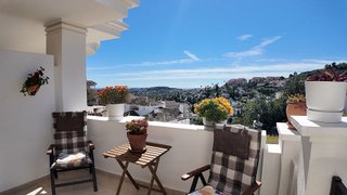 Piso en venta en Los Naranjos - Las Brisas en Marbella