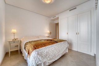 Piso en venta en Los Naranjos - Las Brisas en Marbella