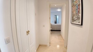 Piso en venta en Los Naranjos - Las Brisas en Marbella