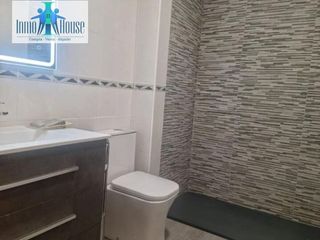 Piso en venta en Hospital - Parque sur en Albacete