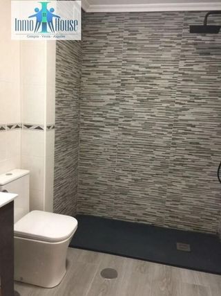Piso en venta en Hospital - Parque sur en Albacete