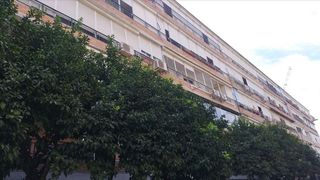 Piso en venta en Parque Alcosa - Jardines del Edén en Sevilla
