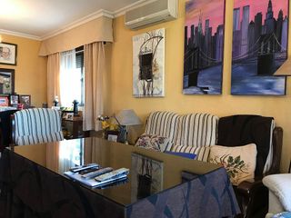 Chalet en venta en Montequinto en Dos Hermanas